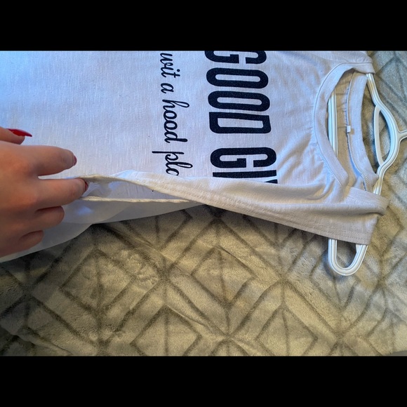 White tank - Picture 2 of 2